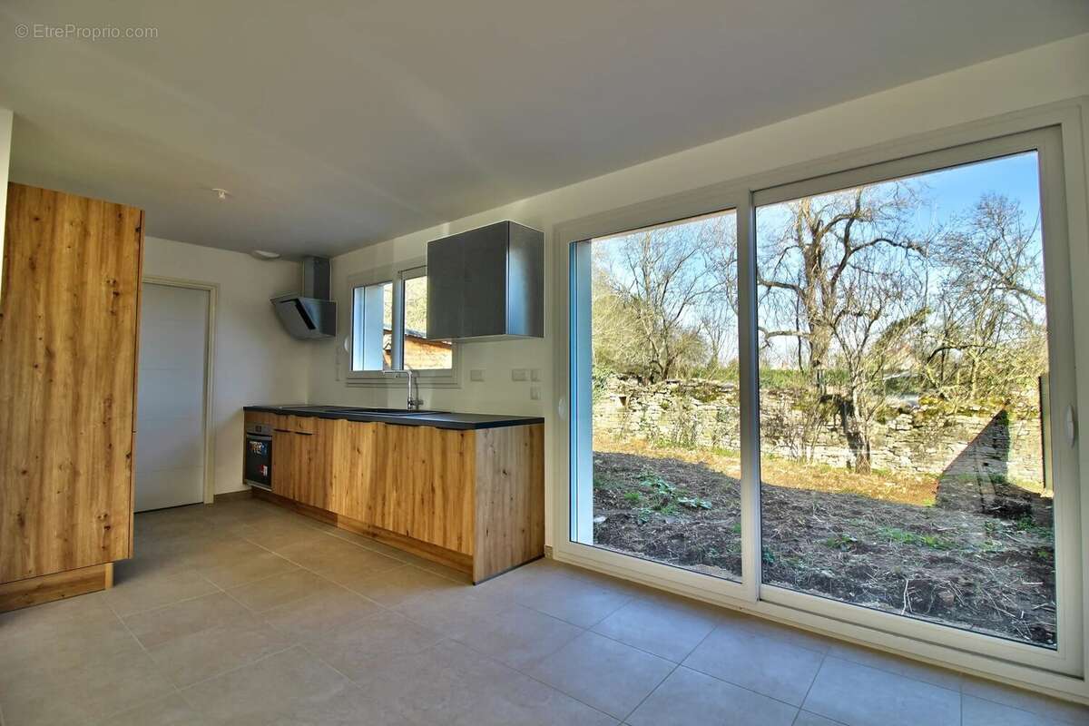 Maison à MARSANNAY-LE-BOIS