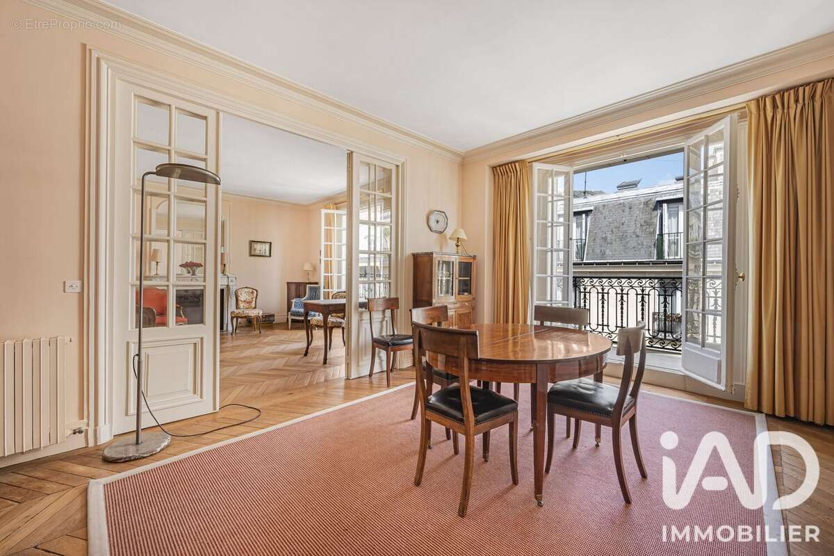 Photo 6 - Appartement à PARIS-7E