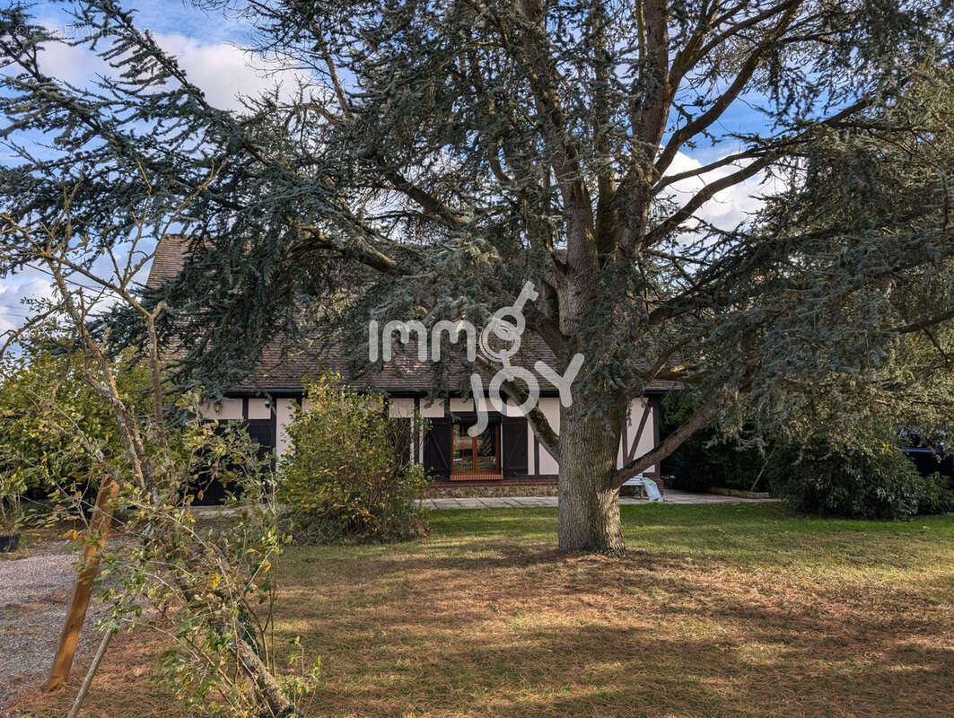 Maison à EPINAY