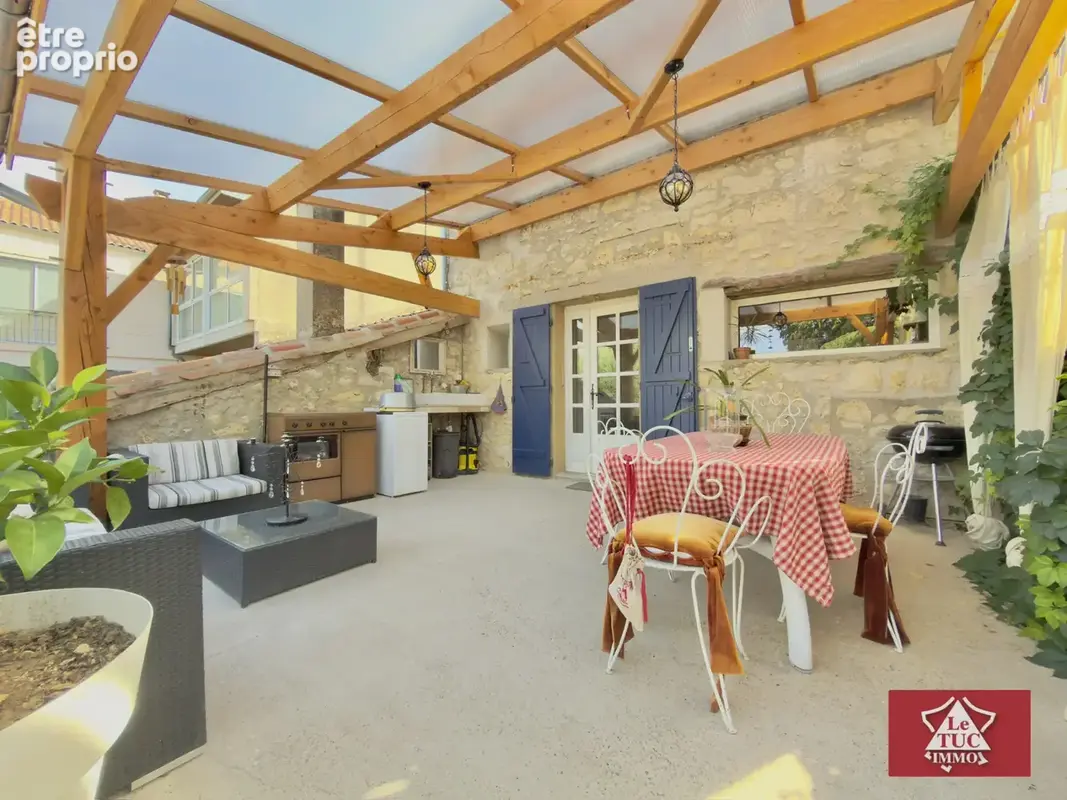 Maison en pierre avec dépendances - photo 5