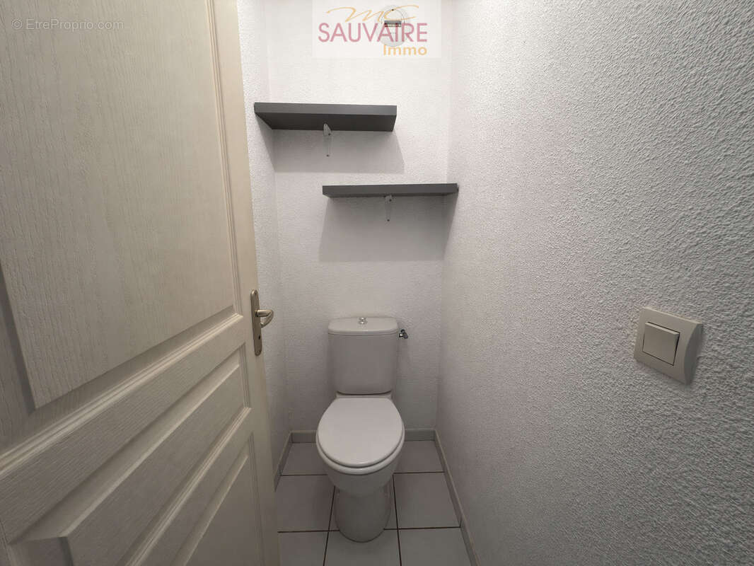 Appartement à SAINT-LAURENT-DE-LA-SALANQUE