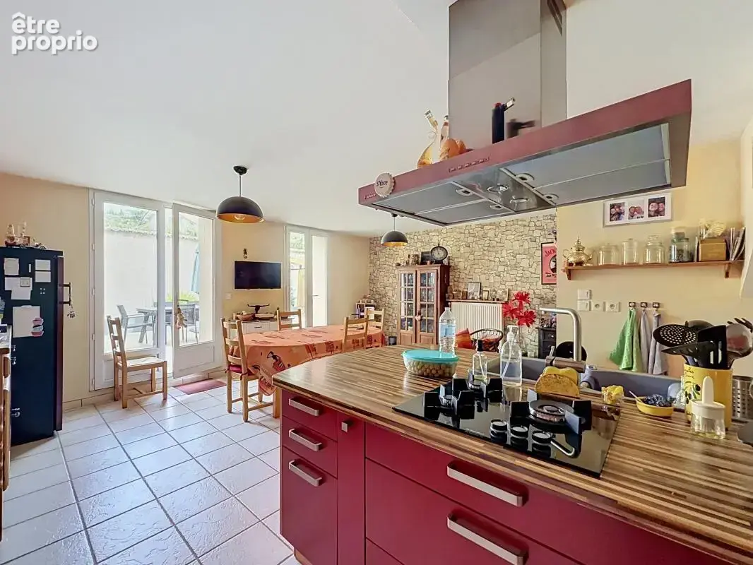 Maison 180 m² à Condrieu  - photo 6