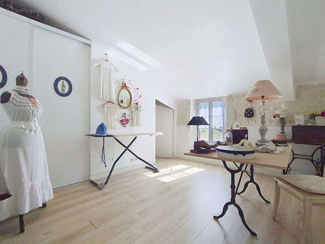 Maison Courçon 8 pièces 277.78 m² - photo 15