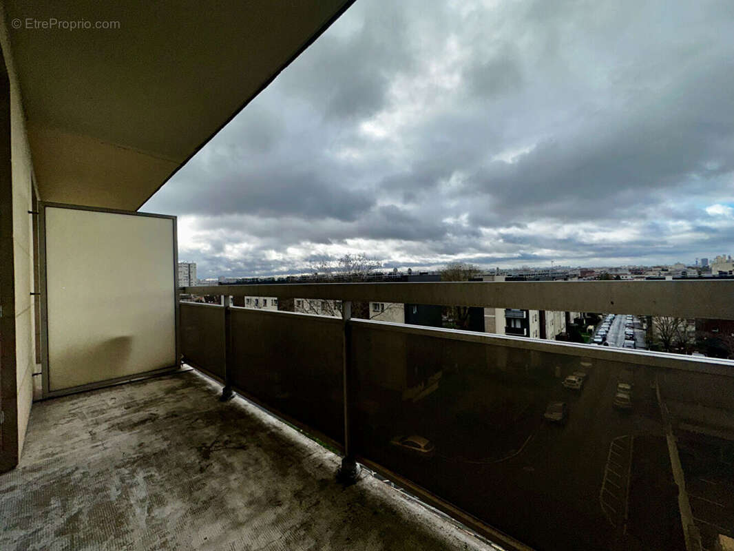 Appartement à LE BOURGET