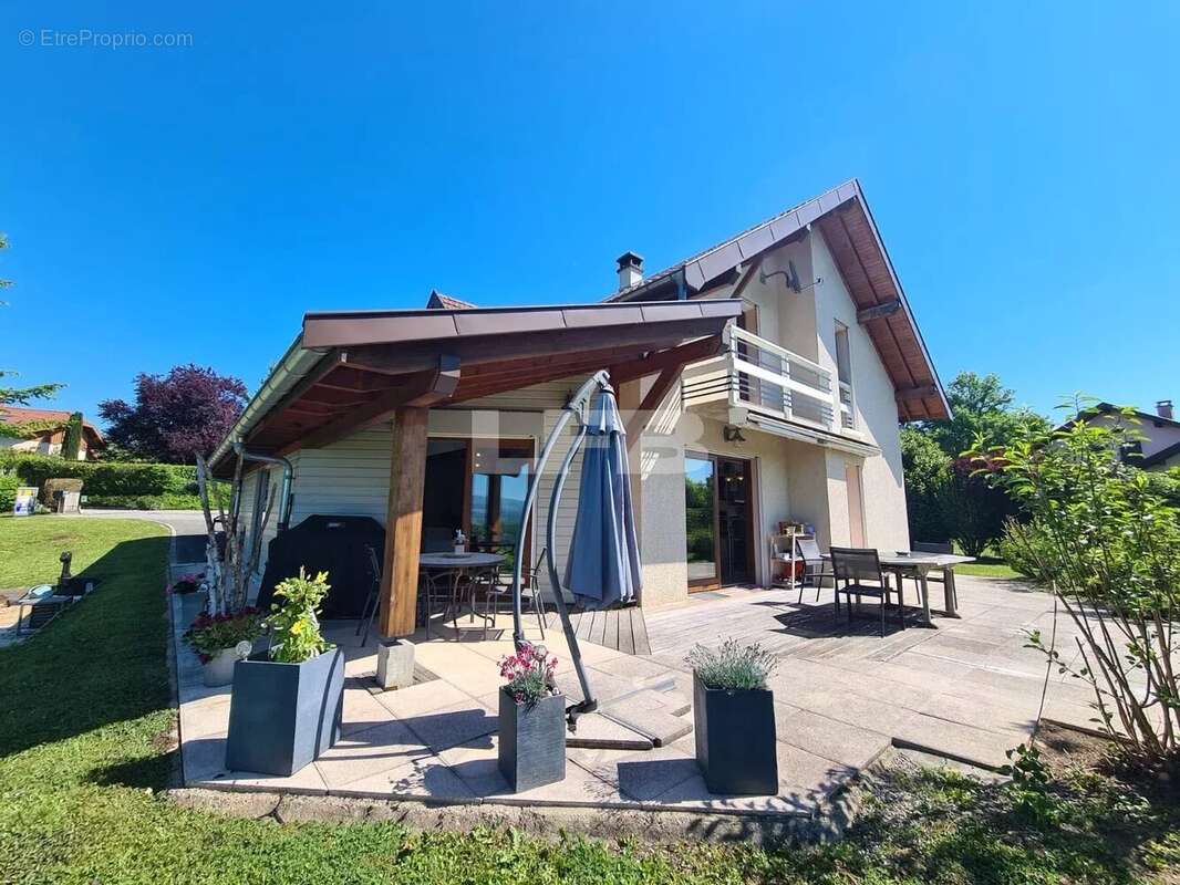 Maison à HAUTEVILLE-SUR-FIER