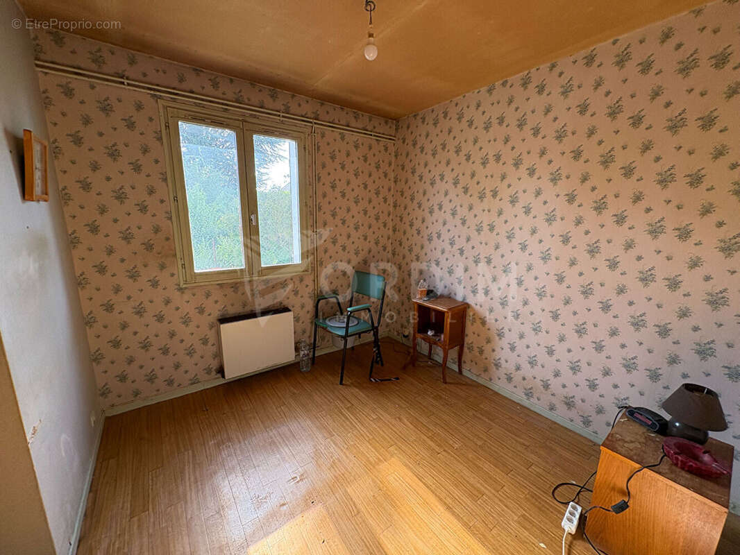 Maison à MONETEAU