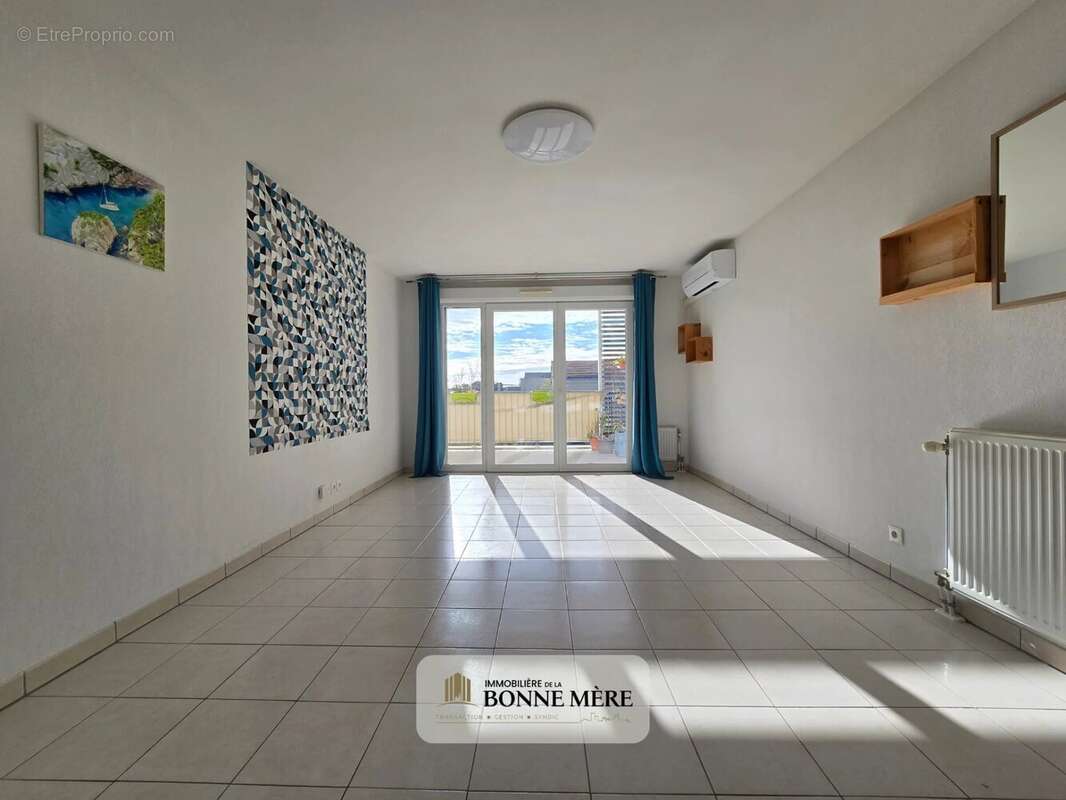 Appartement à MARSEILLE-14E