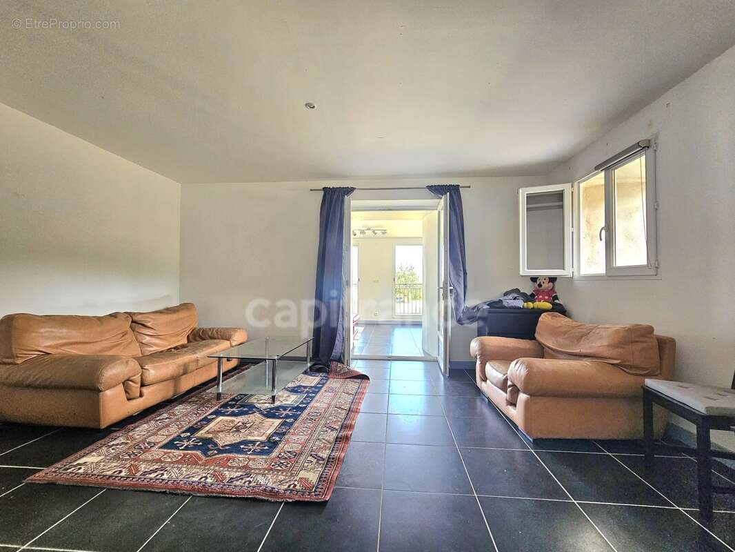 Ensemble immobilier de 368 m2 divisé en 3 habitations, piscine, terrain 1683 m2 à VESCOVATO (Haute Corse) - photo 27