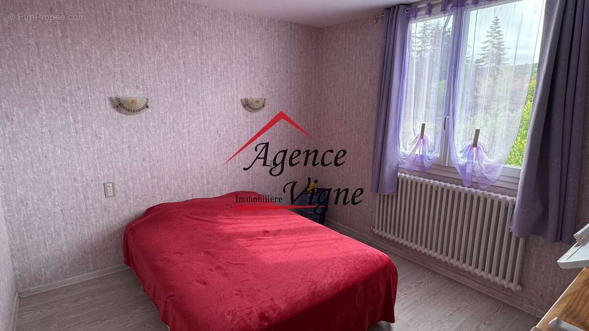 Maison à SAINT-AMBROIX