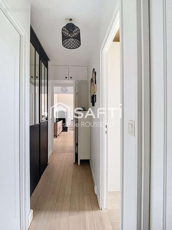 Photo 9 - Appartement à SAINT-MAUR-DES-FOSSES