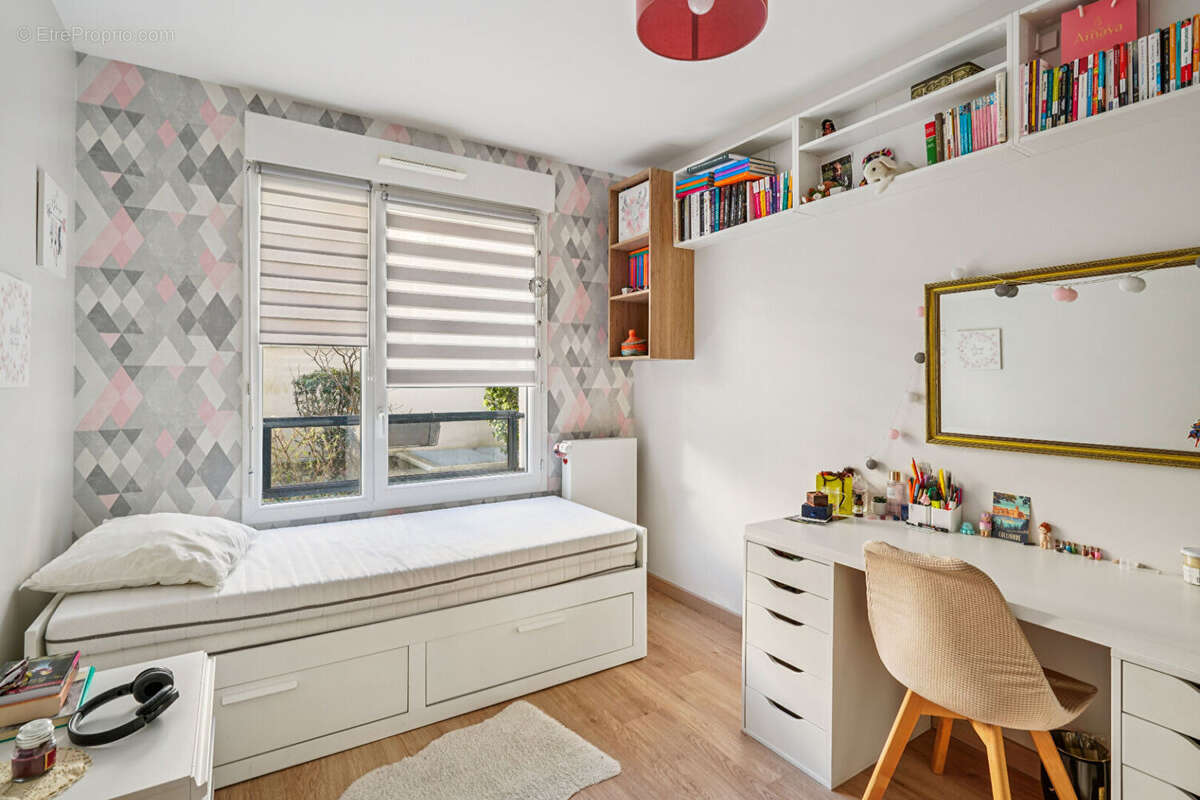 Appartement à NANTERRE