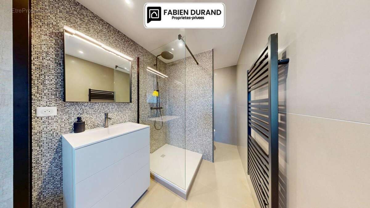 Appartement Unique à Frejus  Plage 3 pièce(s) 70 m2 avec Garage Cave Parking - photo 6