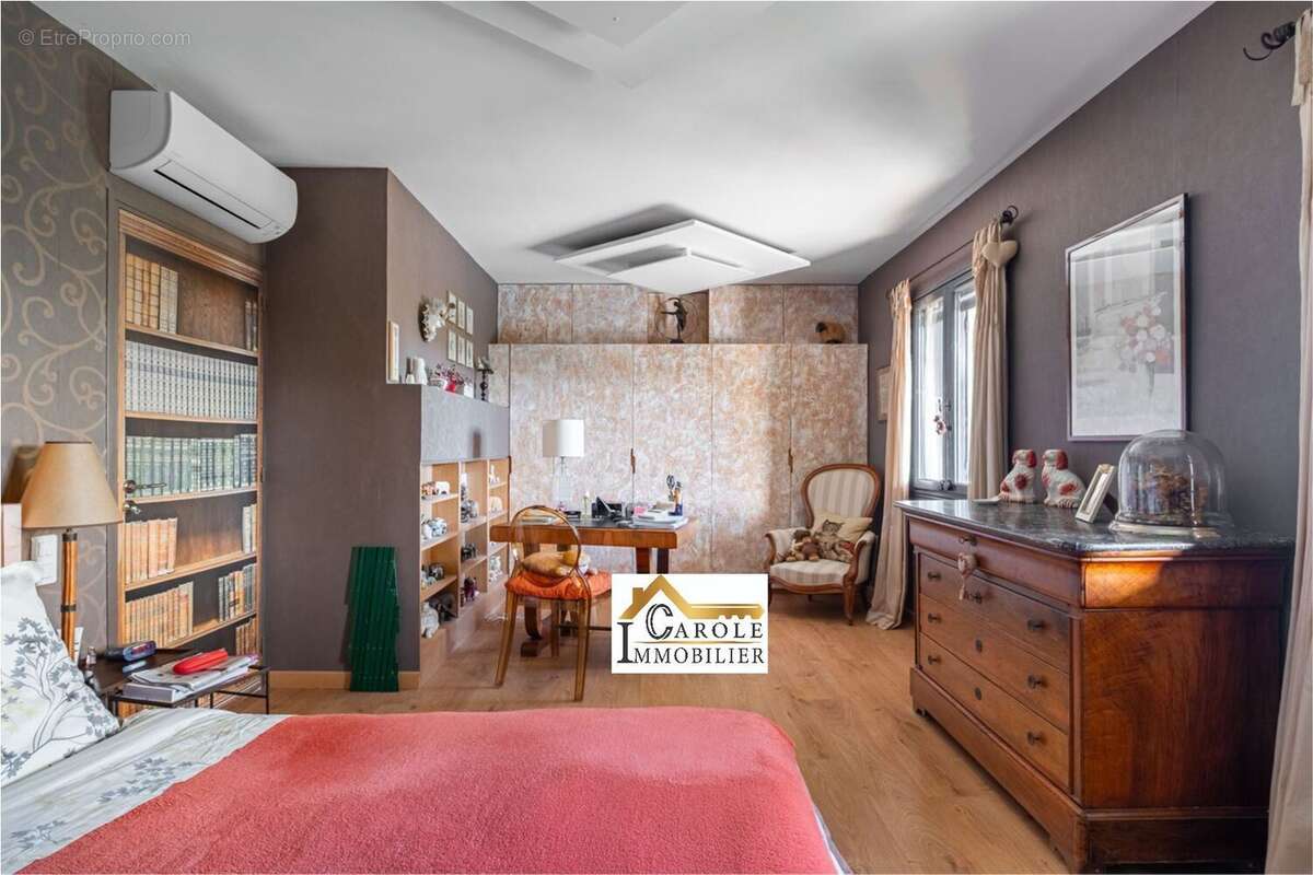 Maison à MANDELIEU-LA-NAPOULE