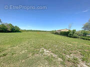 Maison à CRUVIERS-LASCOURS