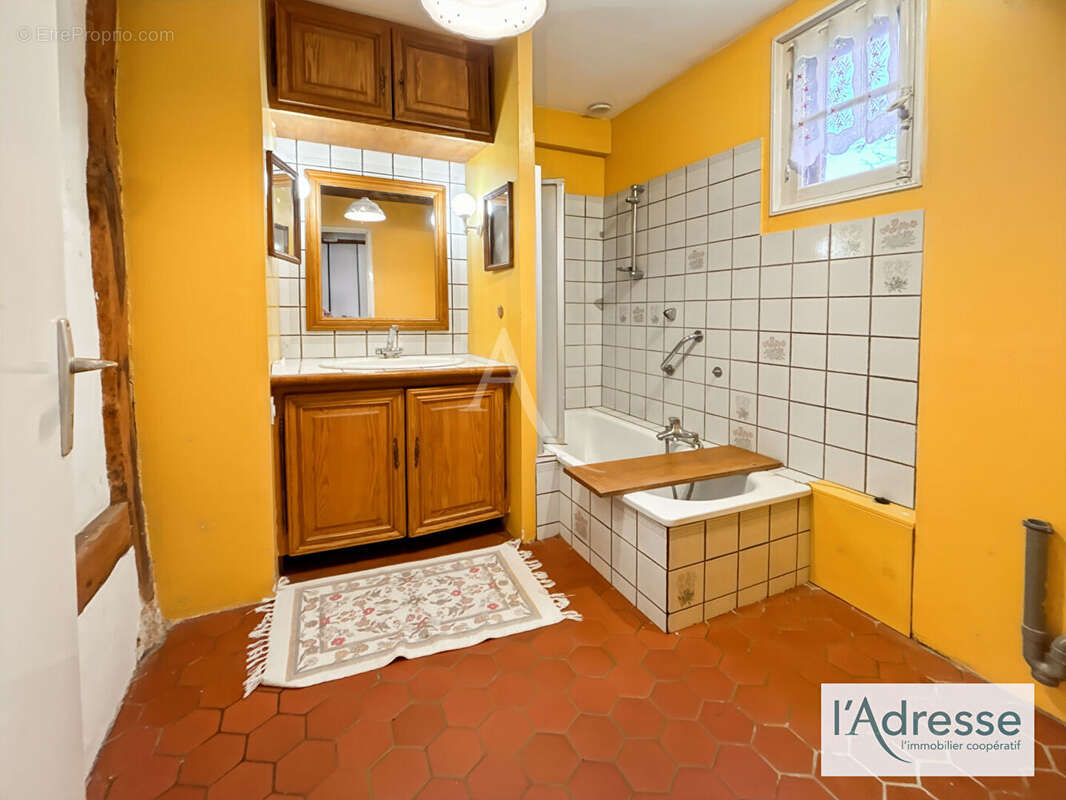 Maison à LA NEUVILLE-CHANT-D&#039;OISEL