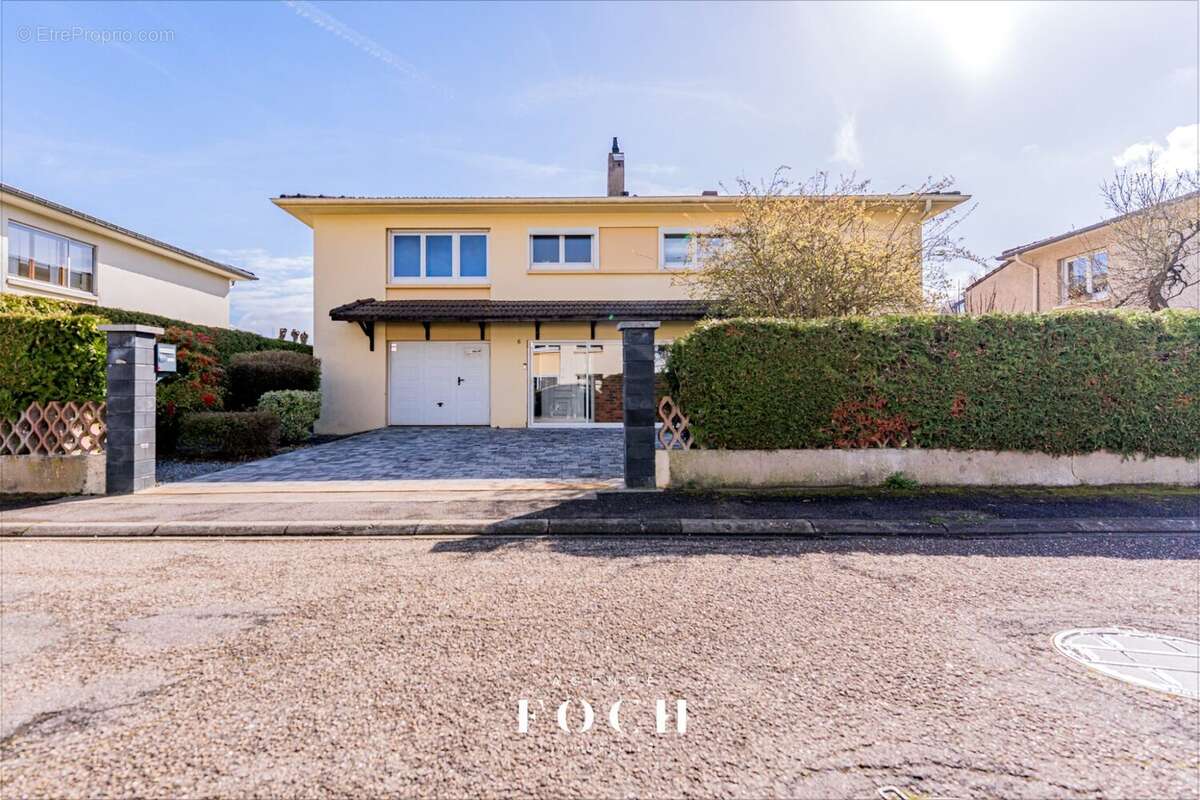 Maison à CORNY-SUR-MOSELLE