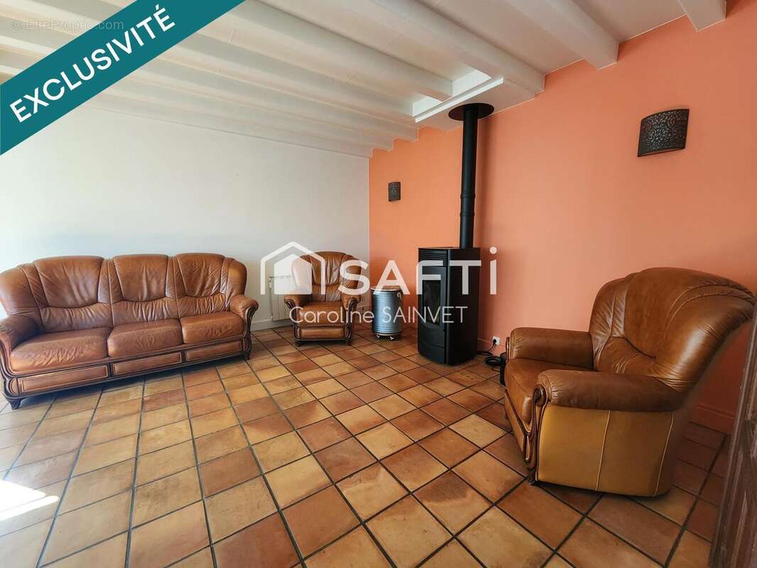 Maison 120 m² à La Creche  - photo 3