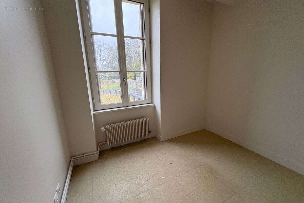Appartement à LA CHAPELLE-SUR-LOIRE