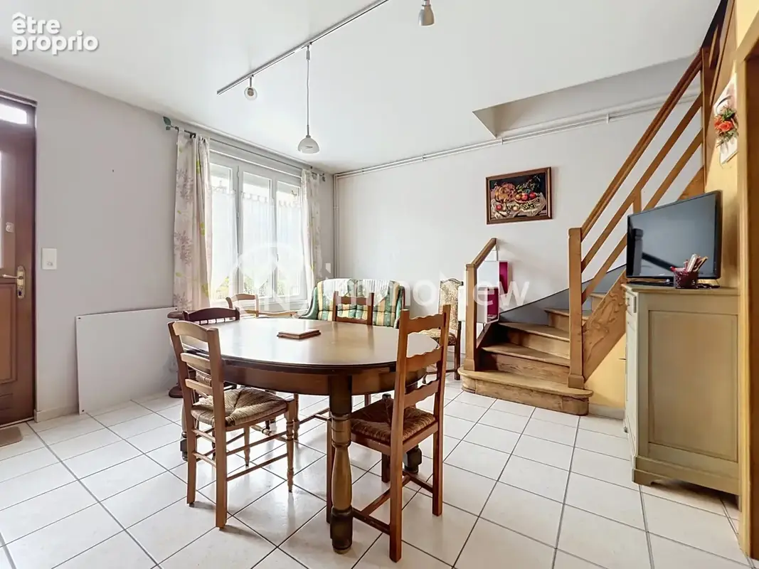 Maison de bourg/VILLEBAUDON/ Deux garages - photo 3