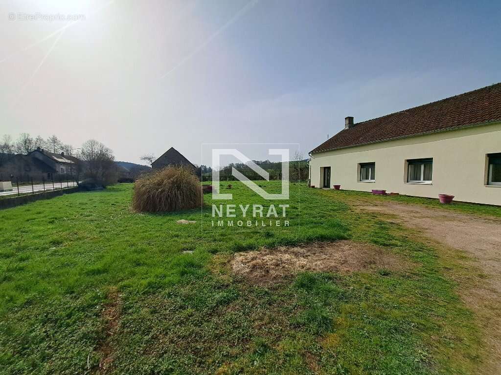 Maison 103 m² à Barnay  - photo 11