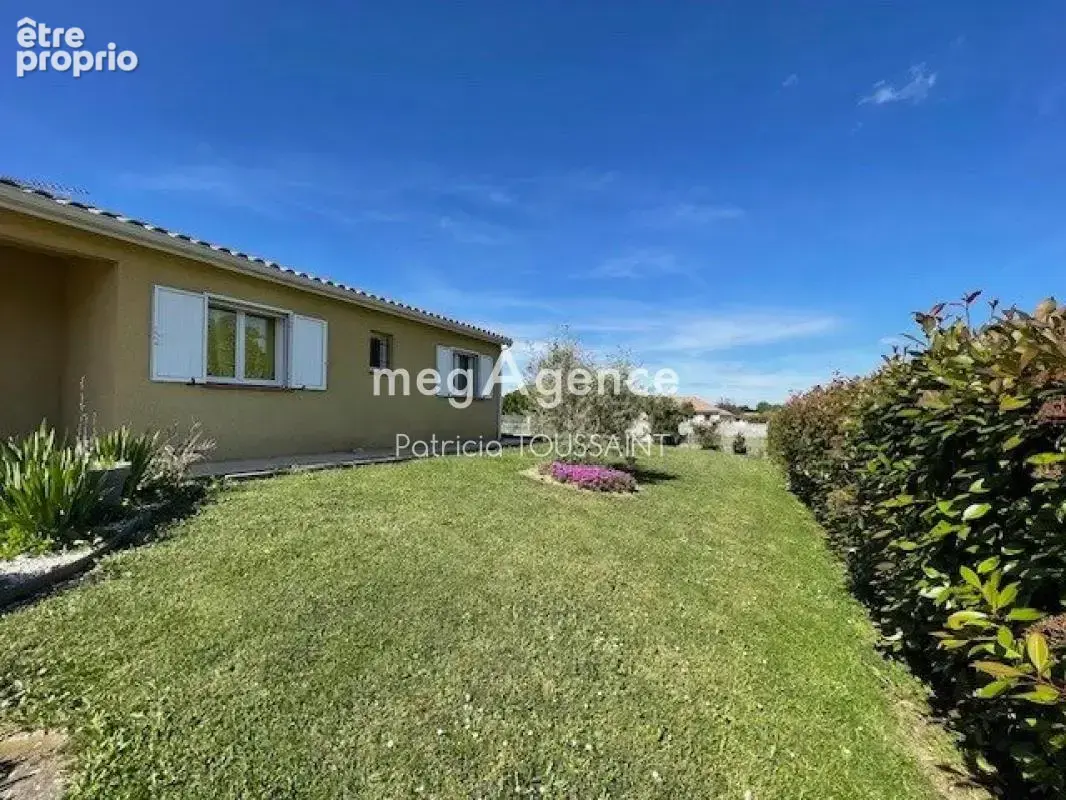FONSORBES-  Plain-pied 120m2, 4 chambres, bureau, piscine,et grand terrain 900m2, secteur prisé - photo 2