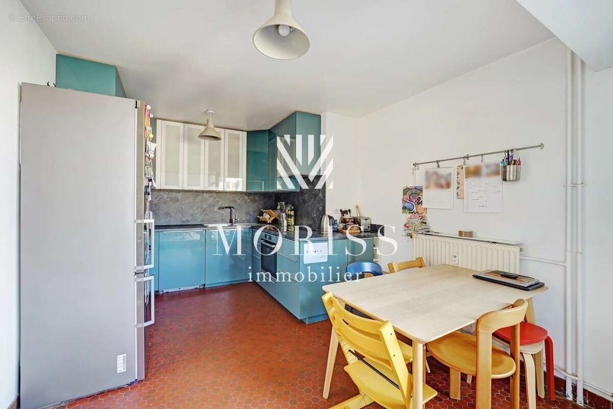 Appartement à PARIS-11E