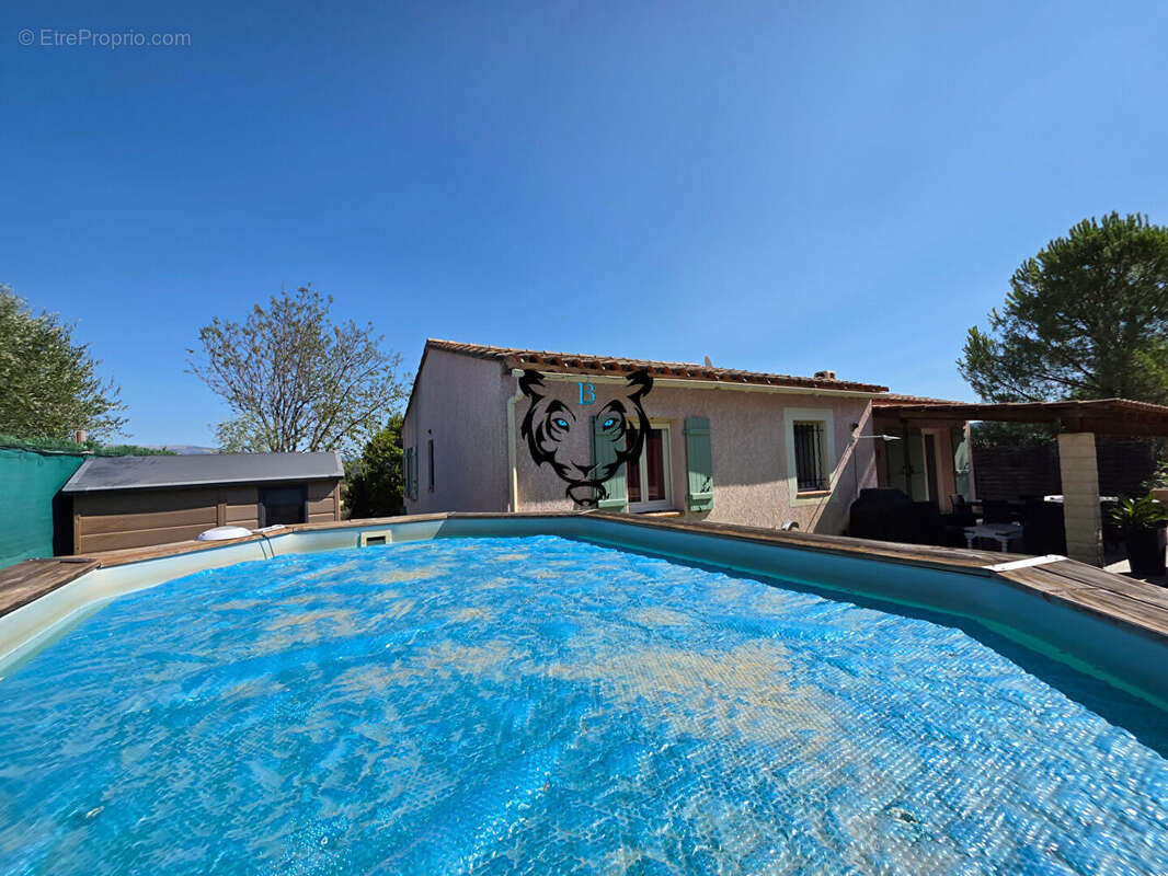 Maison à MONTAUROUX