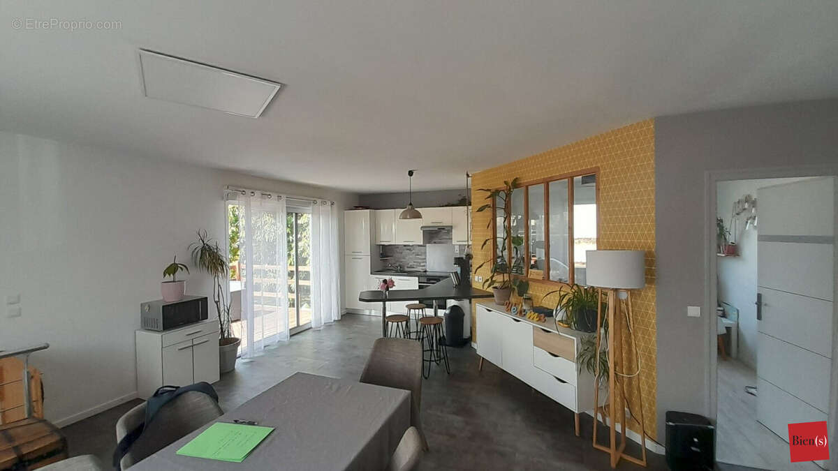 Maison à NUILLE-SUR-VICOIN