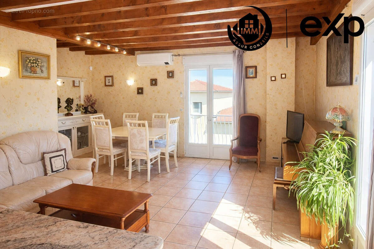 Maison à SAINT-LAURENT-DE-MURE