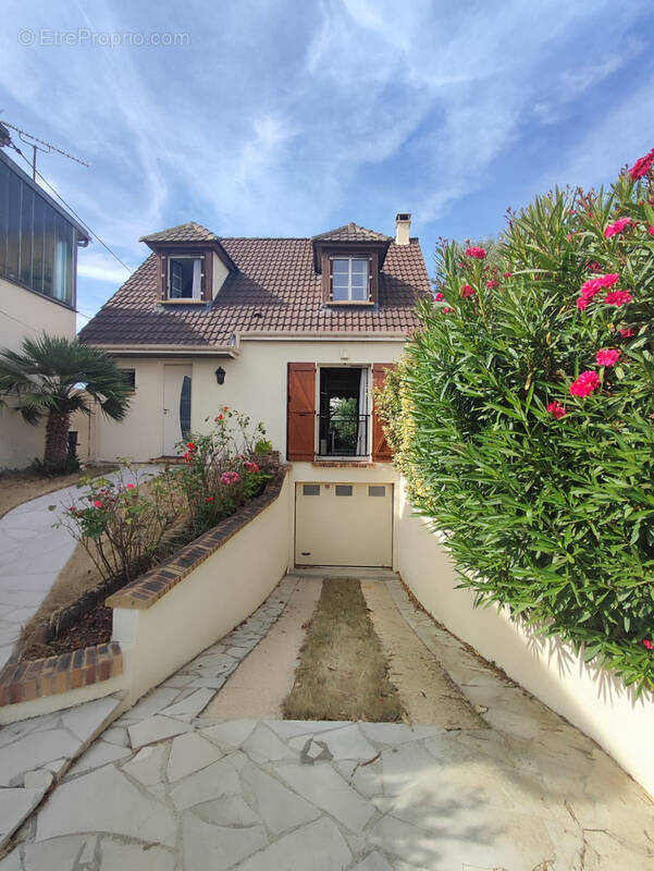 Maison à DRANCY