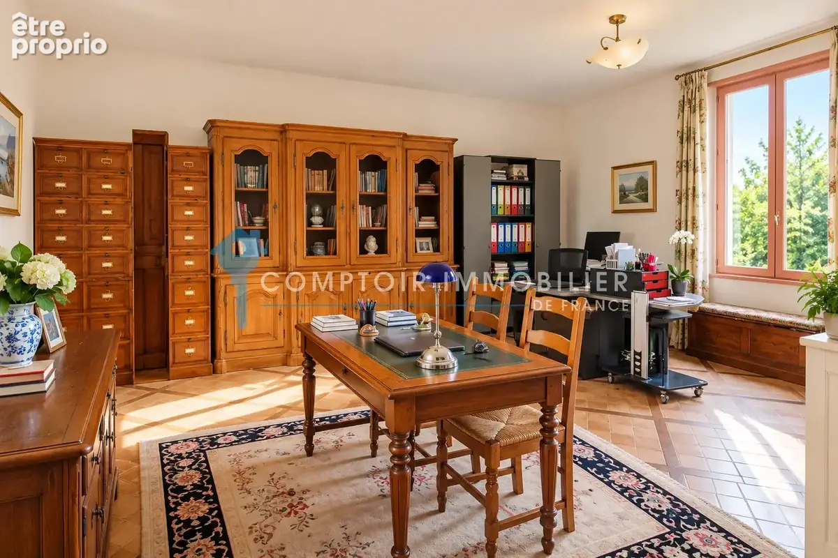 A vendre Eure et Loir (Dpt 28) maison ancienne 190 m2 sur un terrain de 4 381 m2 en bordure du bras de rivière - photo 4