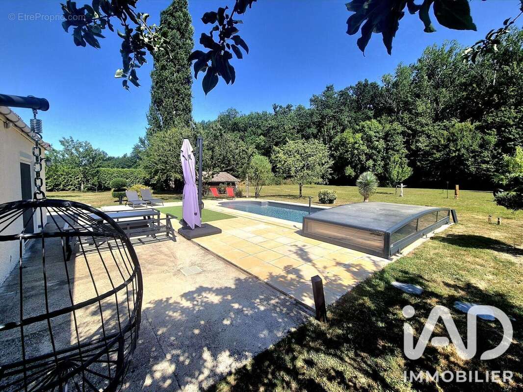 Maison 180 m² à Bajamont  - photo 2