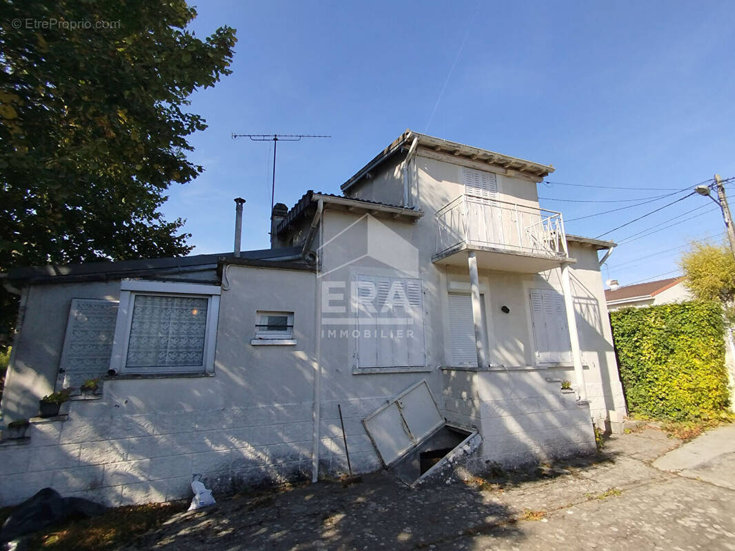 Maison à CHAUMONTEL