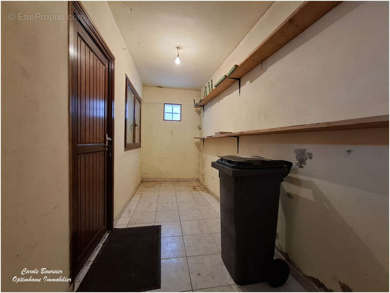 Maison à NEUFCHATEAU