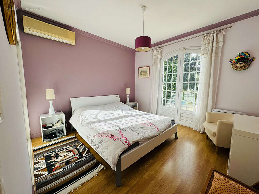 Maison à VAUX-SUR-MER