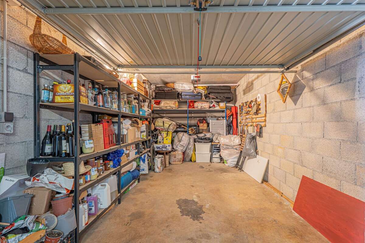 Appartement à CARROS