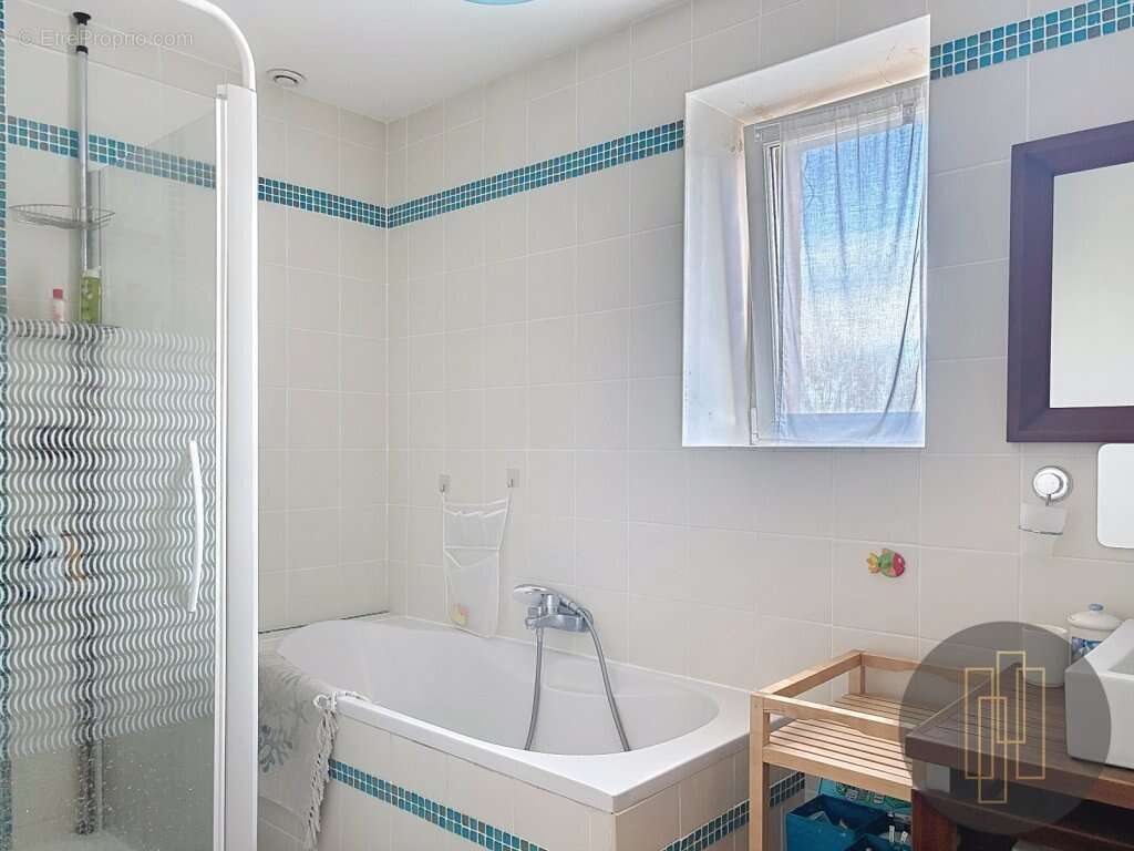 Maison à VILLEFRANCHE-SUR-SAONE