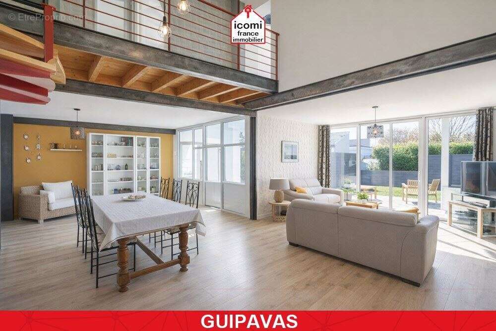 Maison à GUIPAVAS