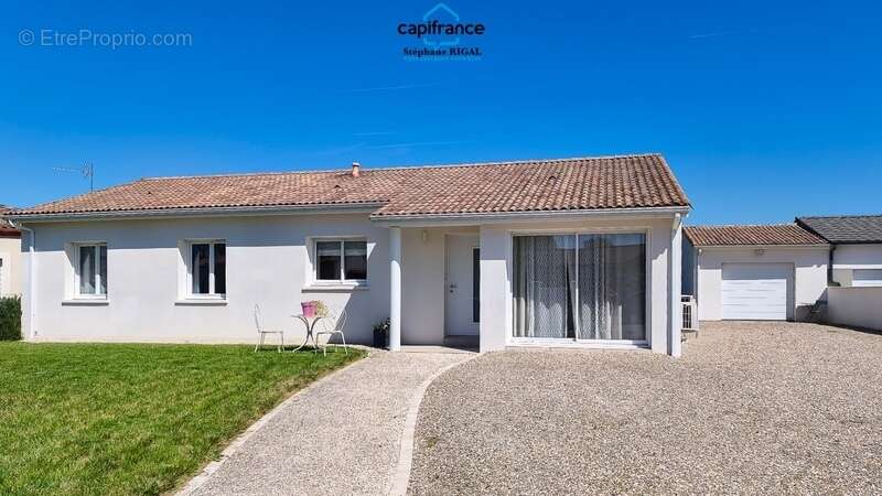 Maison à SAINT-SYLVESTRE-SUR-LOT