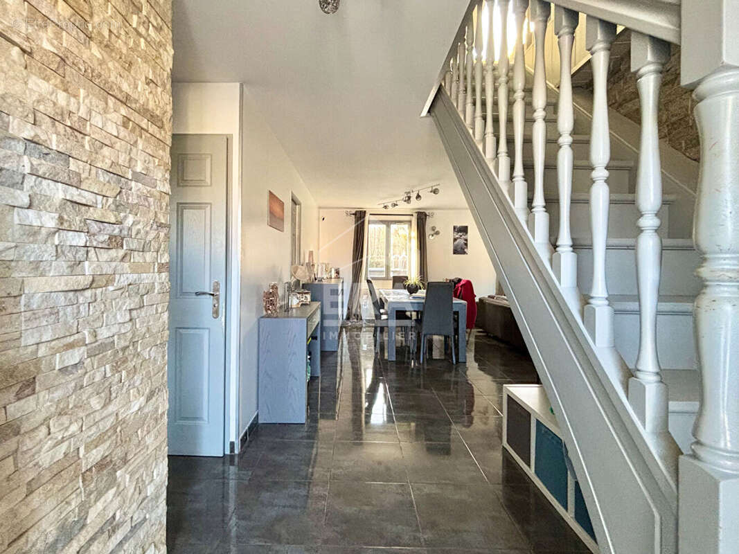 Maison à BALLANCOURT-SUR-ESSONNE