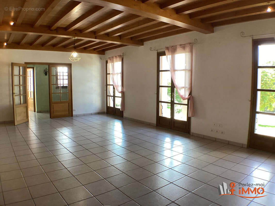 Maison à LA TOURETTE