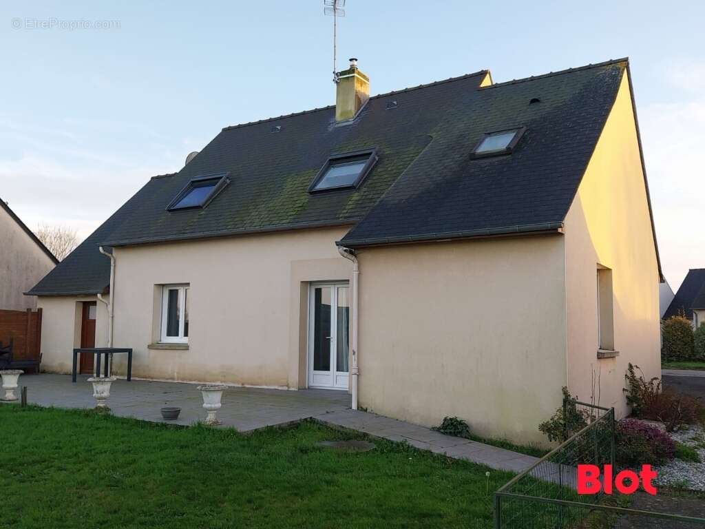 Maison à SAINT-M'HERVE