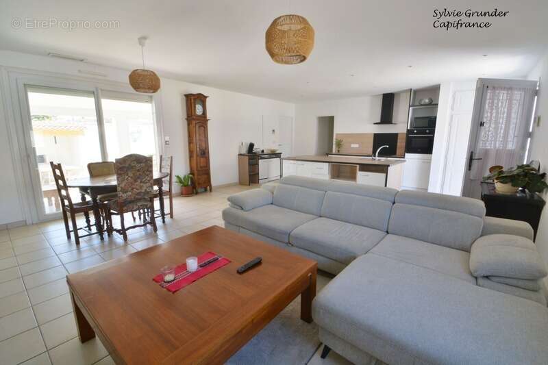 Maison à SAINT-VICTORET