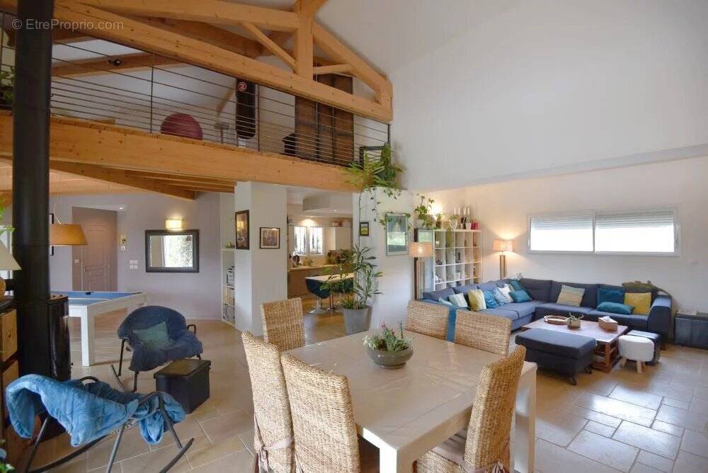 Maison à SAINT-PAUL-EN-FORET