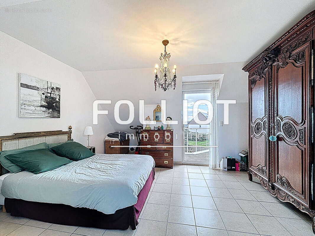 Maison à GOUVILLE-SUR-MER