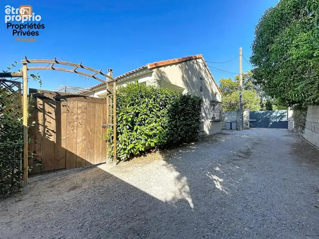 Maison à PELISSANNE
