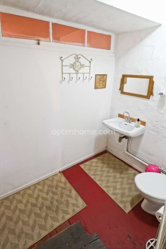 Maison à MAGNAC-LAVAL