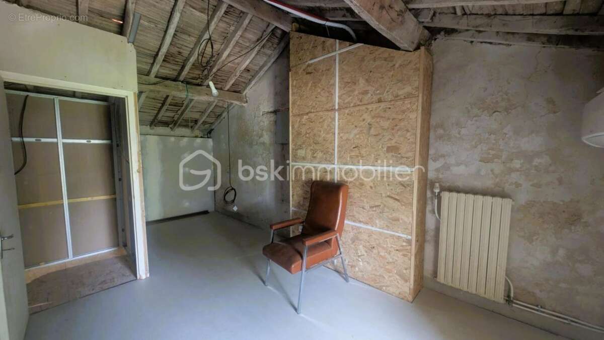 Maison à LE BEUGNON