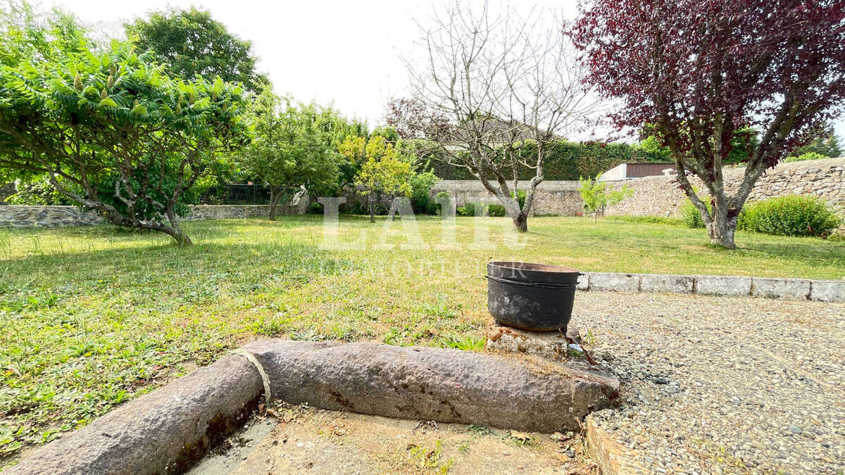 Maison à FRESNAY-SUR-SARTHE