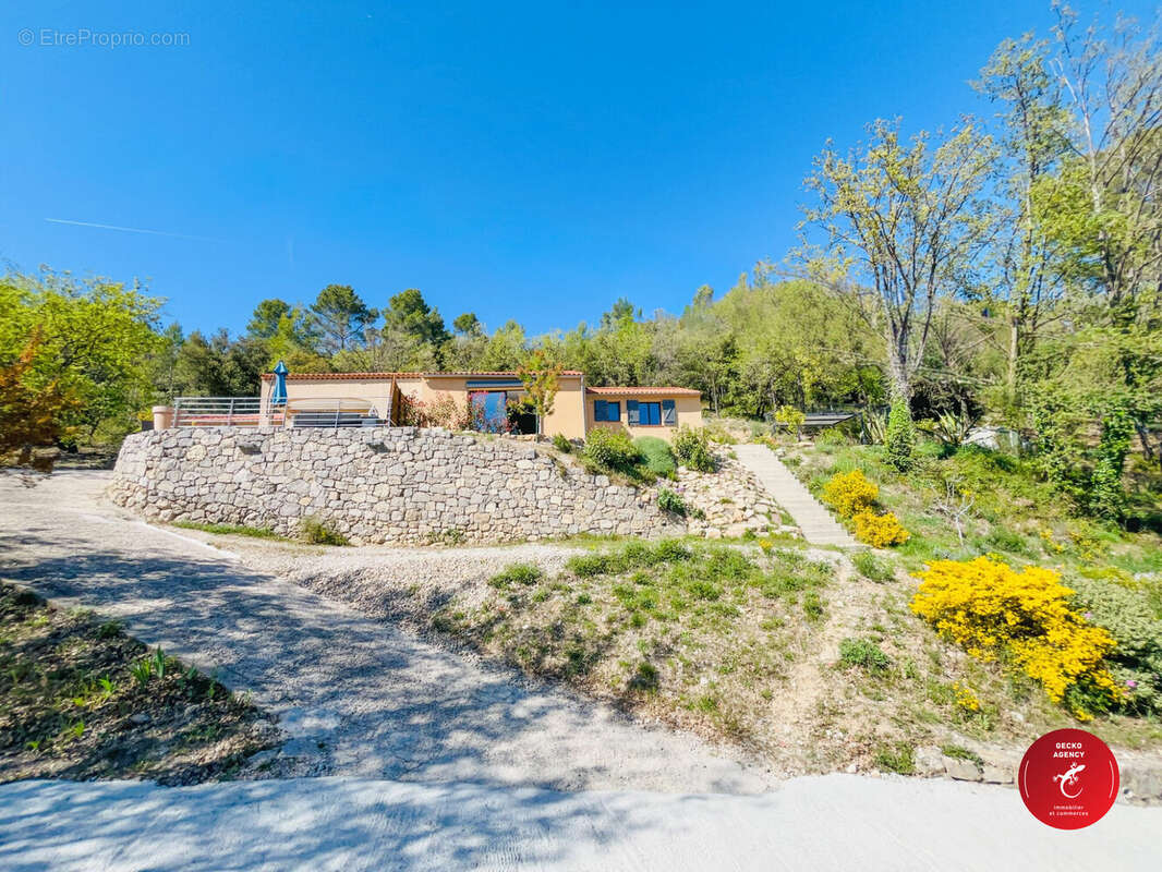 Maison à FIGANIERES